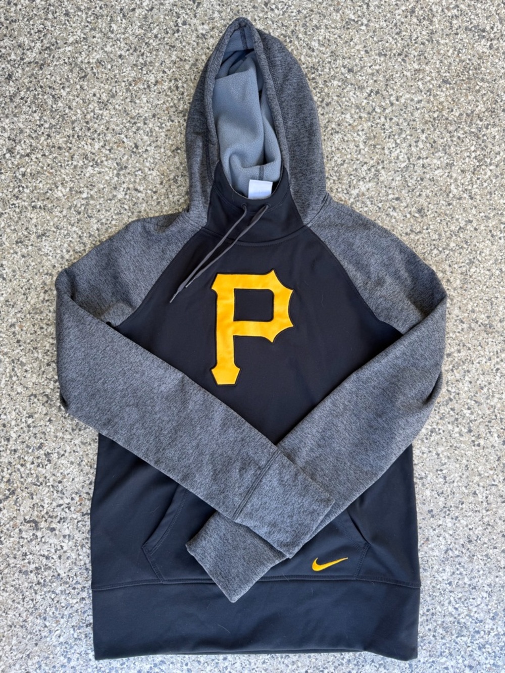 Nike ThermaFit Pittsburgh Pirates MLB Embroidered Hoodies Sweatshirt